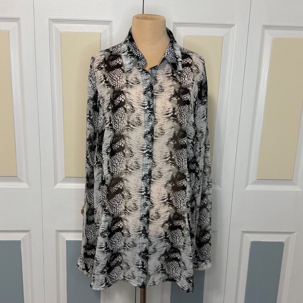 Cabi 988 Womens XL Snakeskin Print Sheer Chiffon Button Down Blouse Black White